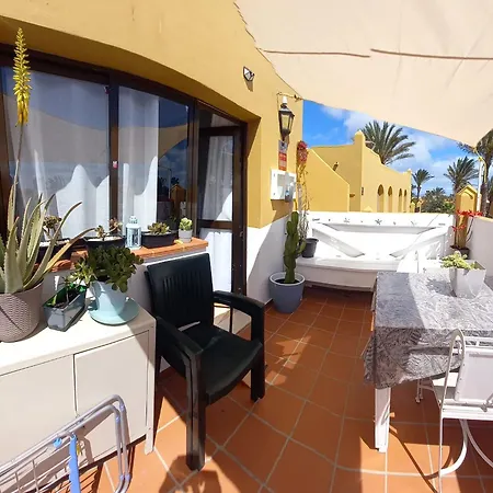 2 Bedrooms In Oasis Papagayo Corralejo